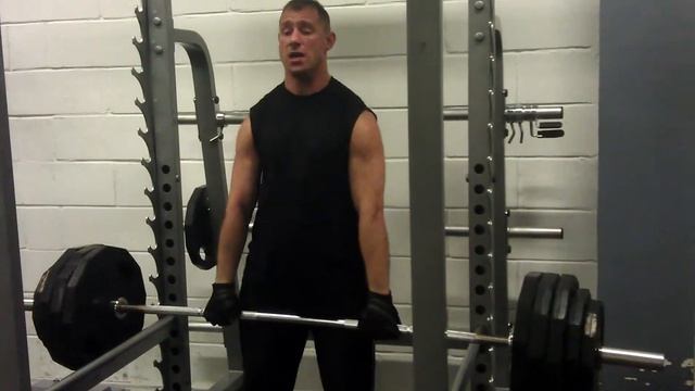 ПОДЪЕМЫ ПЛЕЧ СО ШТАНГОЙ(SHRUGS) 200 КГ смотреть онлайн