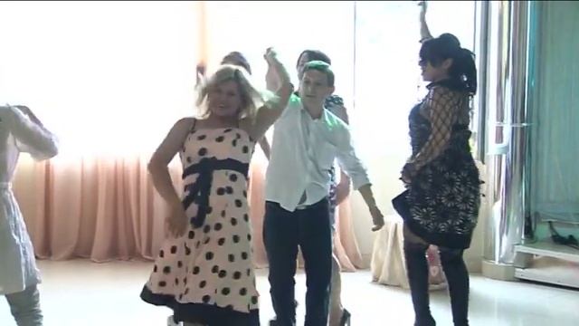 DJ SLON и Катя "Я не дам" смотреть онлайн