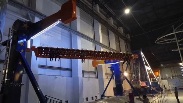 Аттракцион Лавочка, парк "Galaxy". ТРЦ "Lavina"