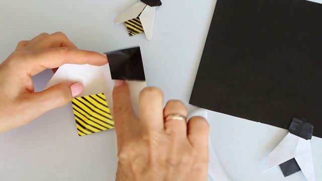 Оригами МУХА и ПЧЕЛА из бумаги.Origami MOSCA / ABEJA de papel. Easy Origami FLY /BEE. смотреть онлайн