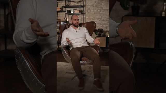 Как МЕНЯЕТСЯ окружение после первого УСПЕХА смотреть онлайн