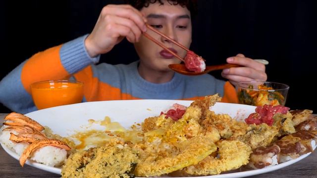 ASMR 바삭한 튀김이가득한 텐동🍤연어초밥 육회초밥 구운연어 우삼겹초밥 먹방~!! Fried Vegetables 🥗 Fried Seafood Sushi 🍣 MuKBang~!! смотреть онлайн
