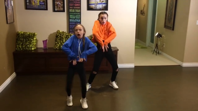 Taylor Hatala/ Team - Krewella смотреть онлайн