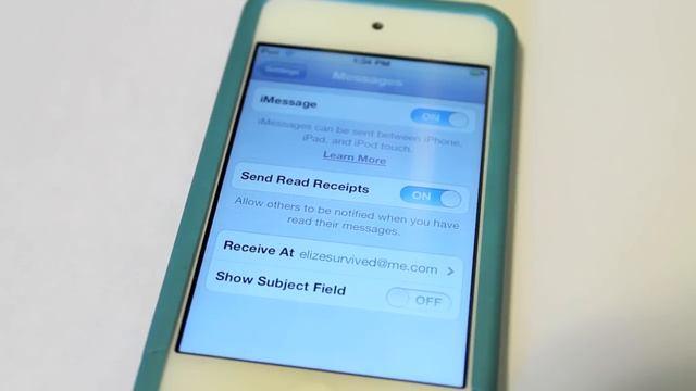 How To Use iMessage on iPod Touch, iPhone, and iPad смотреть онлайн