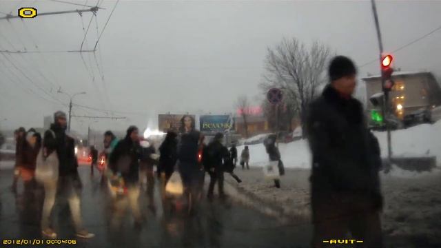Слякоть Fragment of GS8 0162 223 17 06 20 17 07 00) смотреть онлайн