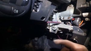 Отключение автомагнитолы при вытаскивании ключа из замка зажигания на Приоре.