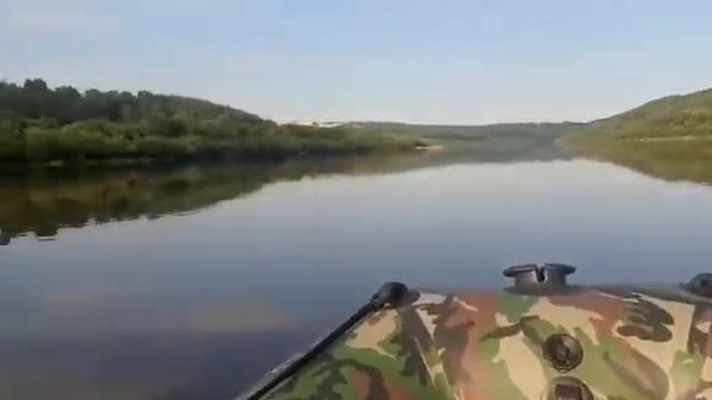 Катаемся трофей 3300 и Тохатсу 9.8 смотреть онлайн