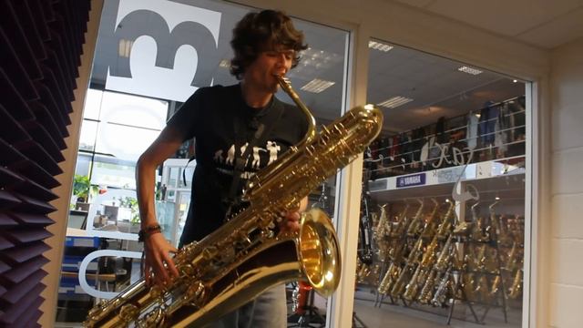 Bass Saxophone смотреть онлайн