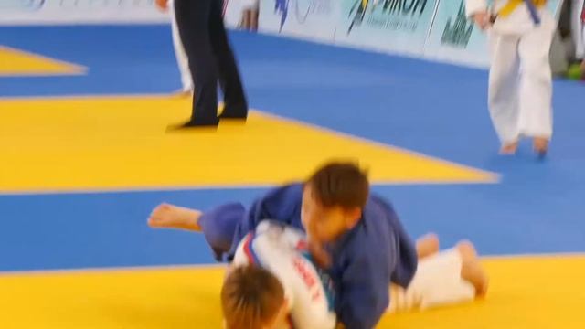 Пашино. Первенство Новосибирской области по дзюдо смотреть онлайн