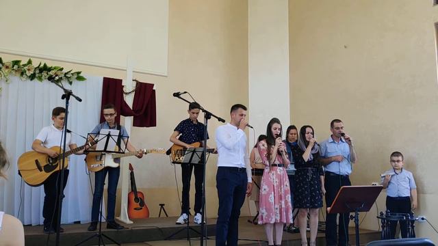 Пустыней знойною бесплодною смотреть онлайн