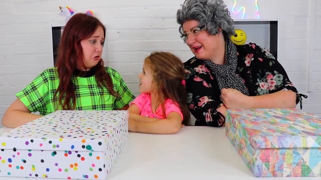 BACK TO SCHOOL SWITCH UP CHALLENGE!! Ruby and Bonnie смотреть онлайн