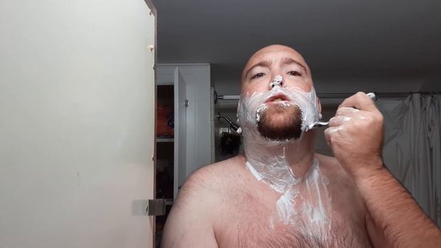 Gillette mach3 vs Gillette mach3 turbo смотреть онлайн