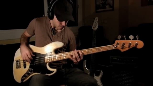 RHCP - Dani California [Bass Cover by Miki Santamaria] смотреть онлайн