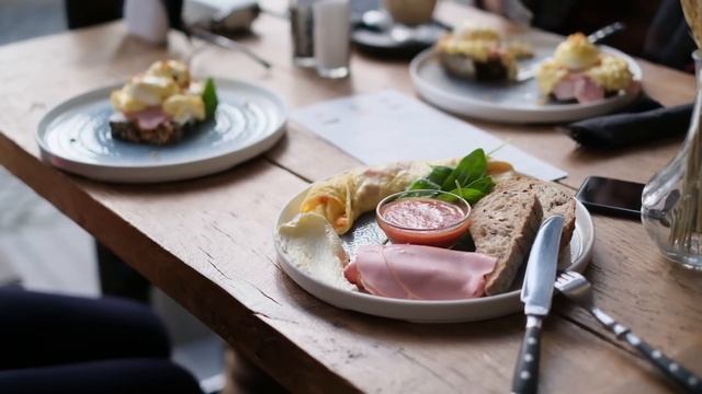 Ищем вкуснейшую еду КАЛИНИНГРАДА | Шоу Где Поесть