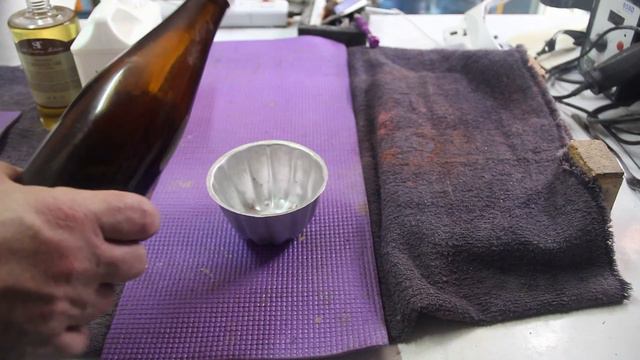 Entering final stages of dying repair on 40 YO korean made Fender Acoustic. смотреть онлайн