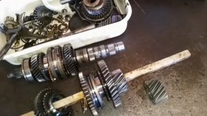 кпп приора непонятная вибрация ,сборка часть 1