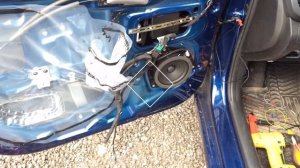 Доводчик стекол на солярис.