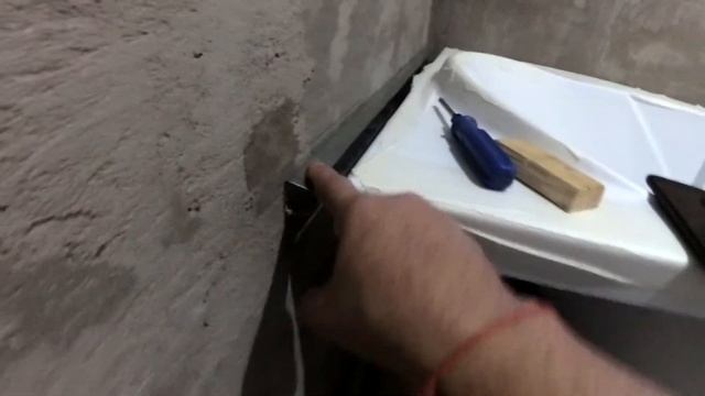 УСТАНОВИЛ НОВУЮ ВАННУ