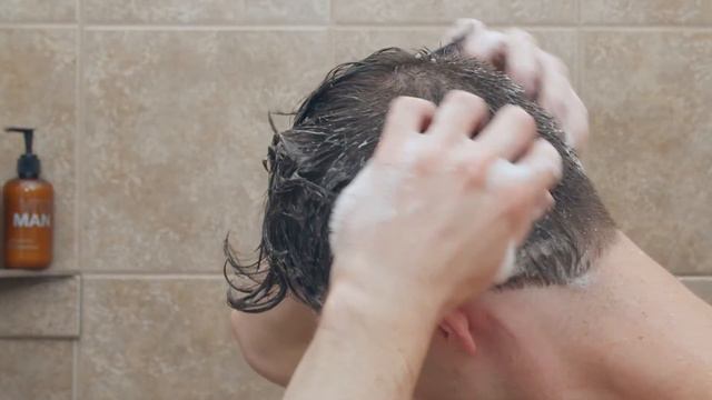 How To Stop Oily, Greasy Hair (Best Shampoo For Men) смотреть онлайн
