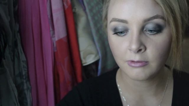 Essence Mascara Review смотреть онлайн