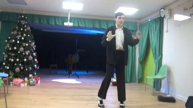 САМОЕ ПРАВИЛЬНОЕ ОБУЧЕНИЕ БОКОВОЙ ЛУННОЙ ПОХОДКЕ. Вы сделаете её, как у Джексона, посмотрев это смотреть онлайн