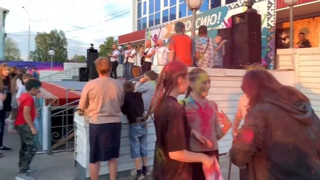 Шопинг и Дискотека ? Сельский праздник молодёжи, дискотека, салют, фестиваль красок / Обзор покупок смотреть онлайн