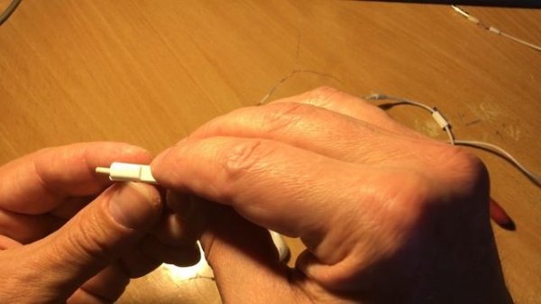 Разбираю Наушники APPLE EarPods, 3.5 мм