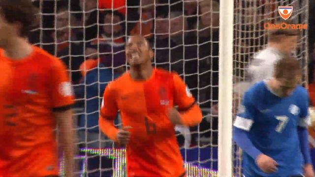 Highlights Jonathan de Guzman against Estonia 22-03-2013 смотреть онлайн