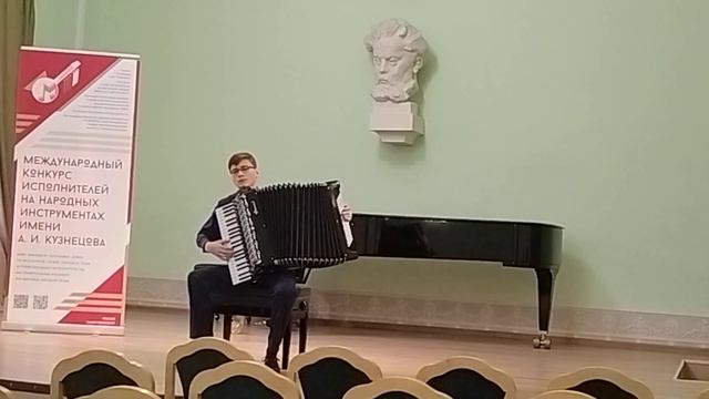 @ Русские народные песни "Светит месяц" и "Среди долины ровныя" в обработке И. Паницкого смотреть онлайн