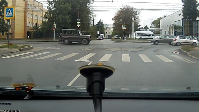 Проезд на красный свет Авто ВАЗ 2111 перекресток Воронина и Ташкентская Иваново 05.09.2015 в 8-55 смотреть онлайн