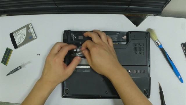 Dando um Upgrade no Notebook antigo (10 anos+) смотреть онлайн