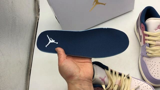 Jordan 1 Low Pastel Purple DZ2768 - 651 смотреть онлайн