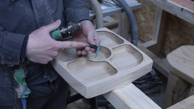 Менажница по шаблону. Ручным фрезером. Своими руками. смотреть онлайн