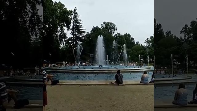 Музыкальный фонтан на острове Маргит в Будапеште смотреть онлайн