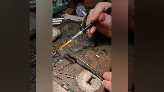 ПОСМОТРИТЕ, КАК ГОРИТ ВОДА! Миниатюрная высокотемпературная водородная горелка смотреть онлайн