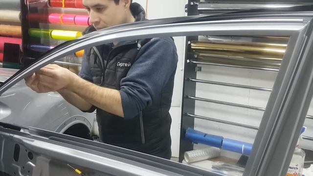 Своими руками возвращаем первоначальный вид рамке стекла двери автомобиля. смотреть онлайн