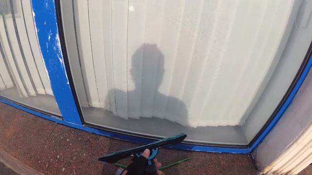 Мойка окон Голубая натуральная мягкая резина смотреть онлайн