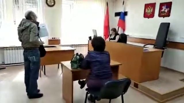 Судья не может быть судьей - Да она просто убежала. На мыло черные мантии. смотреть онлайн