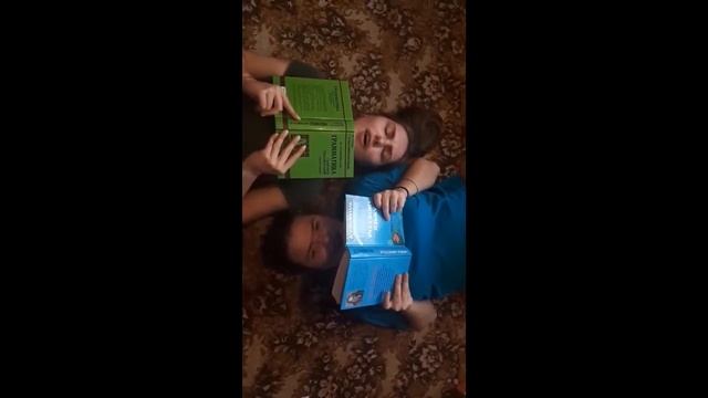 Как развлекаются вожатые ВДЦ "Смена" смотреть онлайн