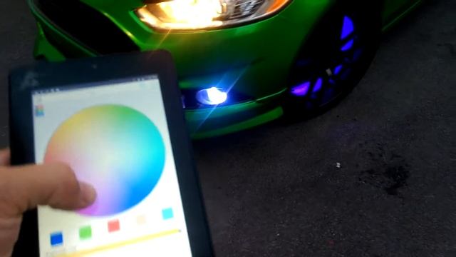 LED lights in wheels-2013 Ford Fusion смотреть онлайн