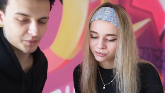 ПОВТОРЯЕМ ДЕТСКИЕ ФОТО ДРУГ ДРУГА смотреть онлайн