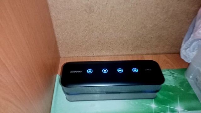Слушаем музыку на колонке Microlab MD663BT (Как играет). (камера трясется от басов) смотреть онлайн