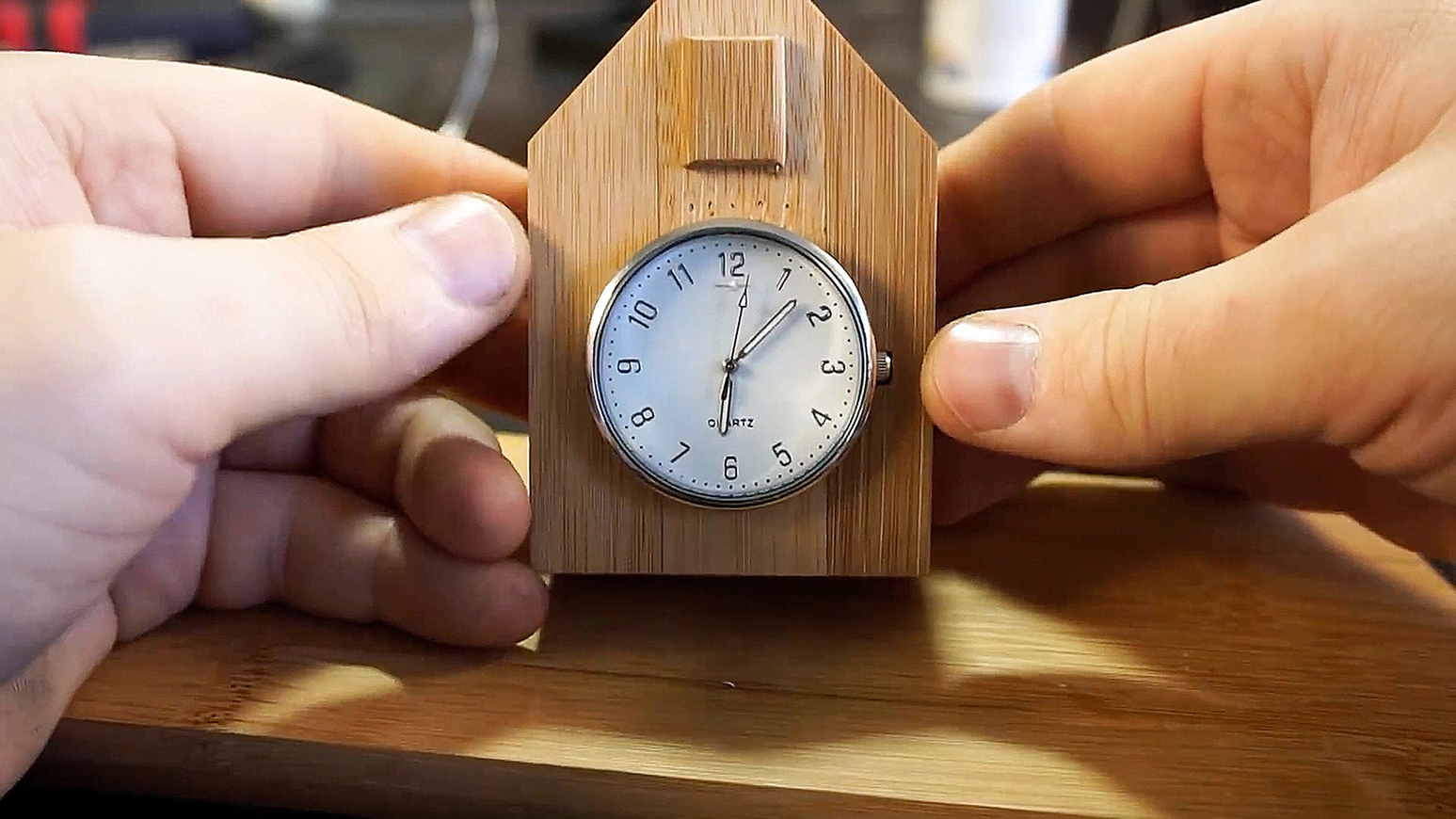 Часы с кукушкой, очень маленькие! смотреть онлайн