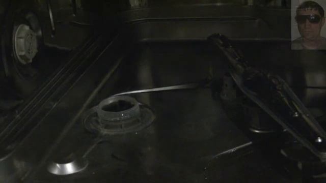 Как засыпать соль в посудомоечную машину Kaiser Filling the salt in the dishwasher Kaiser смотреть онлайн