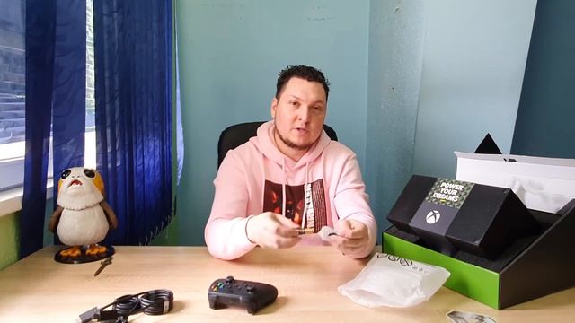 Распаковка и обзор Xbox Series X  Первые впечатления