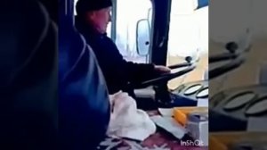 Водитель автобуса заграницей VS Russia.