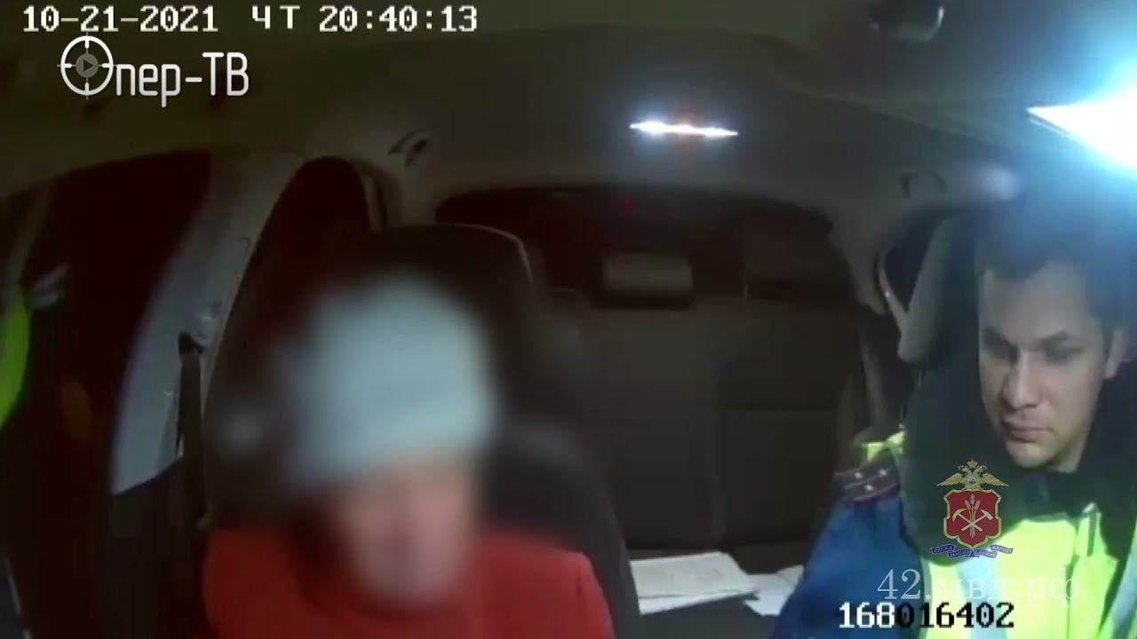 В Беловском районе полицейские экстренно доставили в больницу женщину, у которой произошел инсульт смотреть онлайн