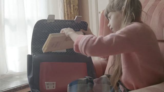 JEUNE PREMIER - Cherry Pink - Signature bag Midi смотреть онлайн
