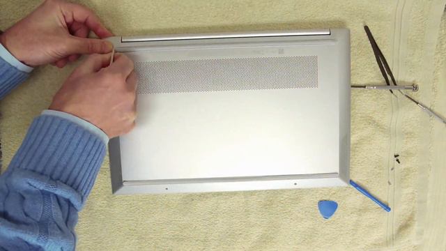HP Pavilion 15-eg3019na Touchscreen Laptop - Is it upgradeable? смотреть онлайн