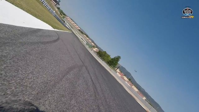 A lap of the Circuit Barcelona-Catalunya with Tito Rabat смотреть онлайн